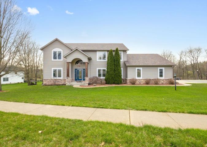 312 W Rigg