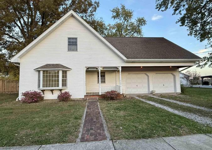 206 S Sharp Poseyville