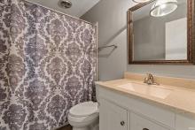 Upper level full bath