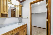 Primary dressing area