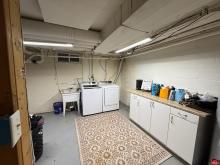 laundry/utility room