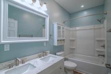 Full Bathroom #2