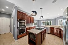 Breakfast bar kitchen