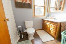 Upstairs Bathromom