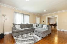Spacious and Bright Room