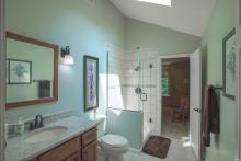 Full Bathroom #2