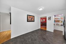 note walk in pantry